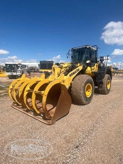 Front of Used Komatsu Loader